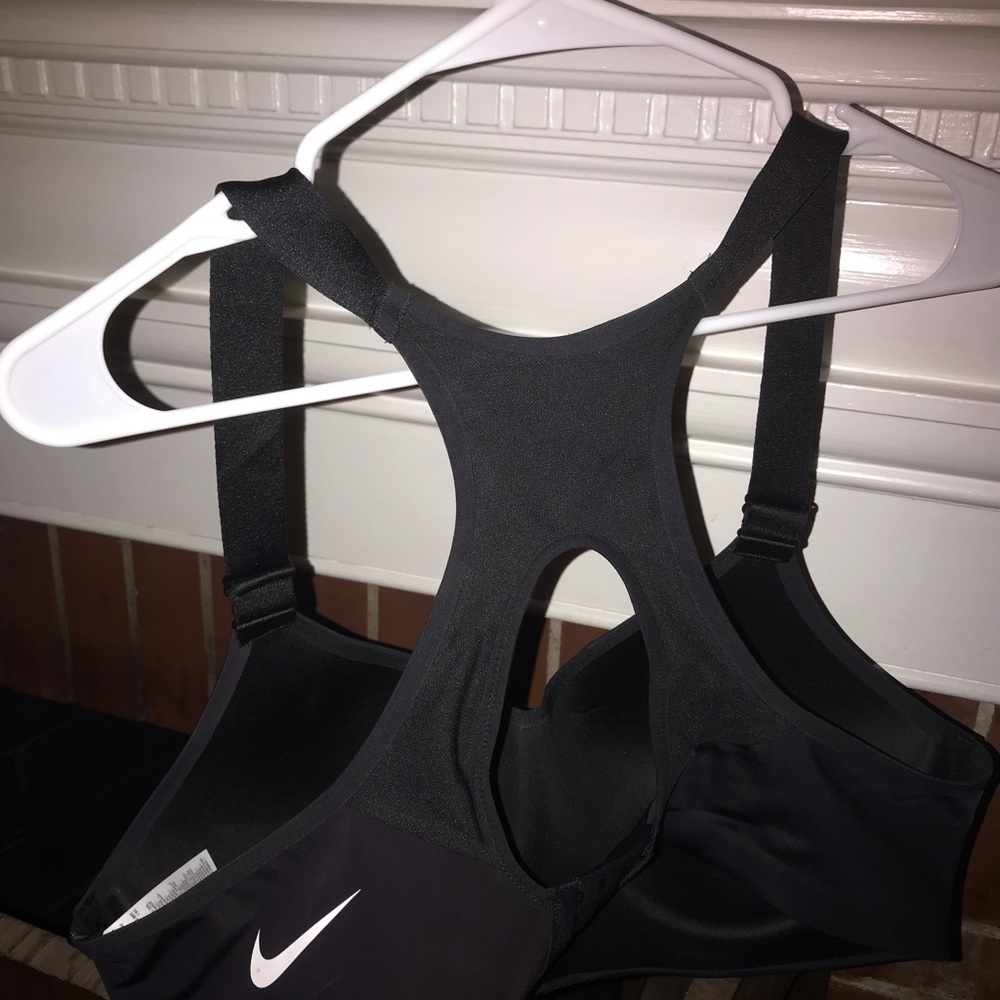 Nike Underwire Sports Bra